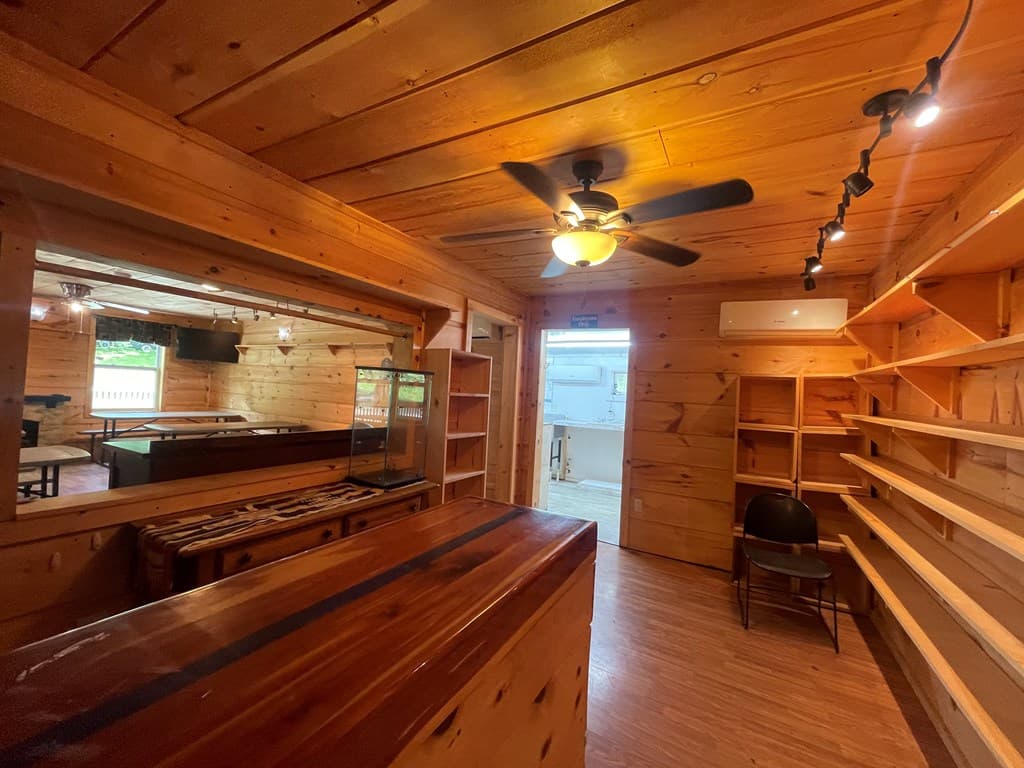 13431 Hwy 68, Tellico Plains TN 37385 - Photo