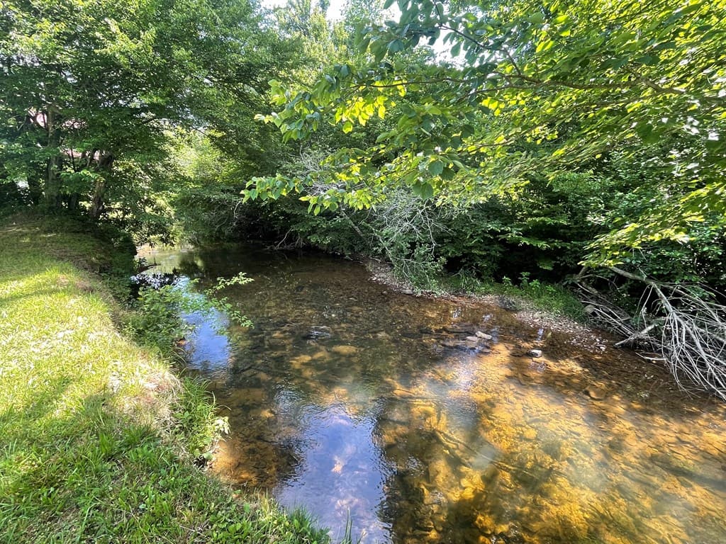 13431 Hwy 68, Tellico Plains TN 37385 - Photo