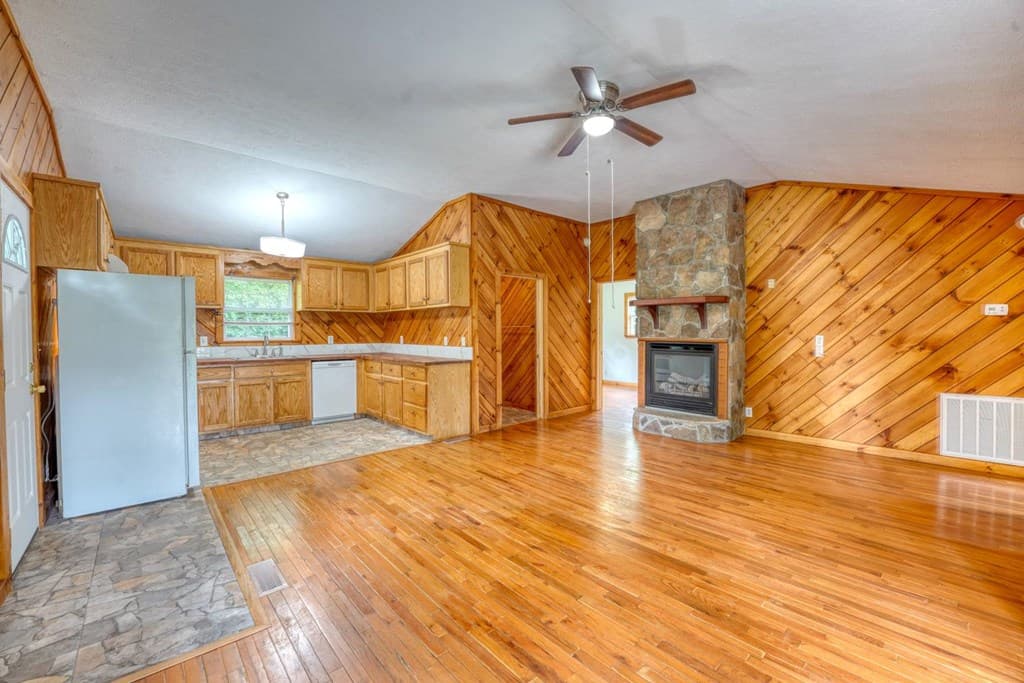 233 Messer Rd (3), Warne NC 28909 - Photo