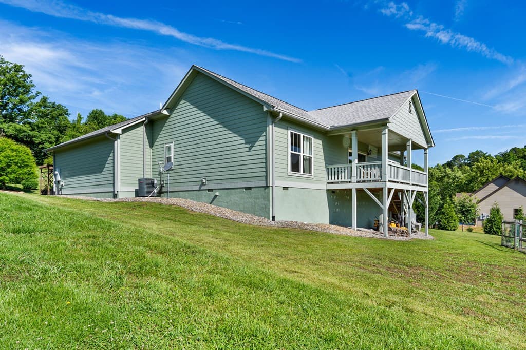 1358 Brasstown Ck Meadows, Young Harris GA 30582 - Photo