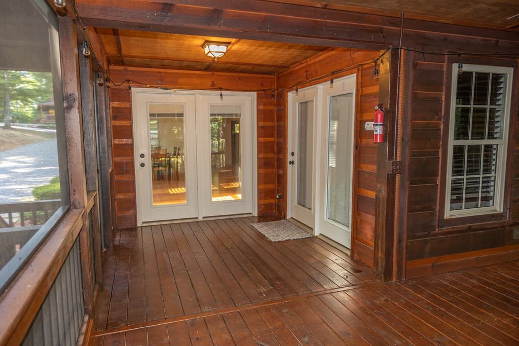 182 Oak Hills Drive, Morganton GA 30560 - Photo