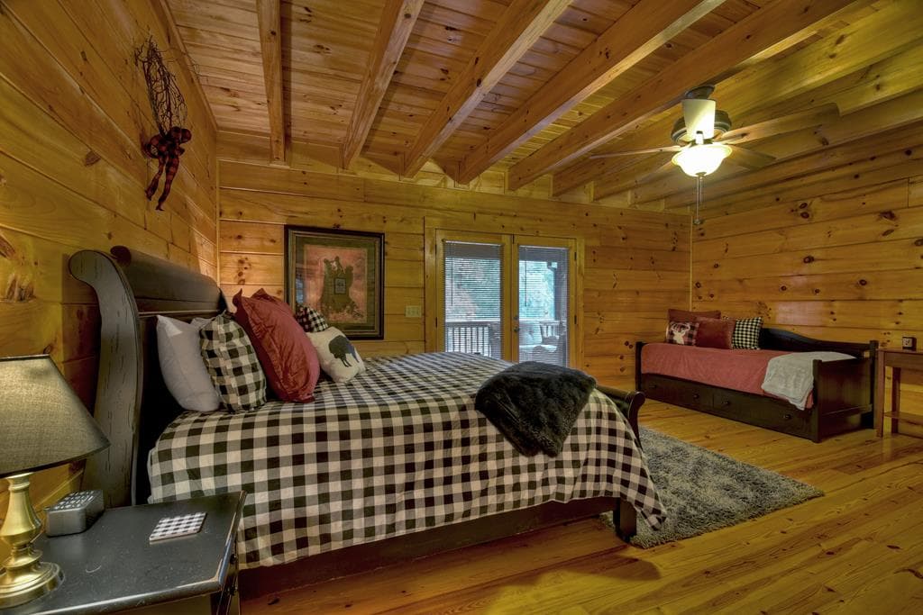210 Indian Lake Road, Mineral Bluff GA 30559 - Photo