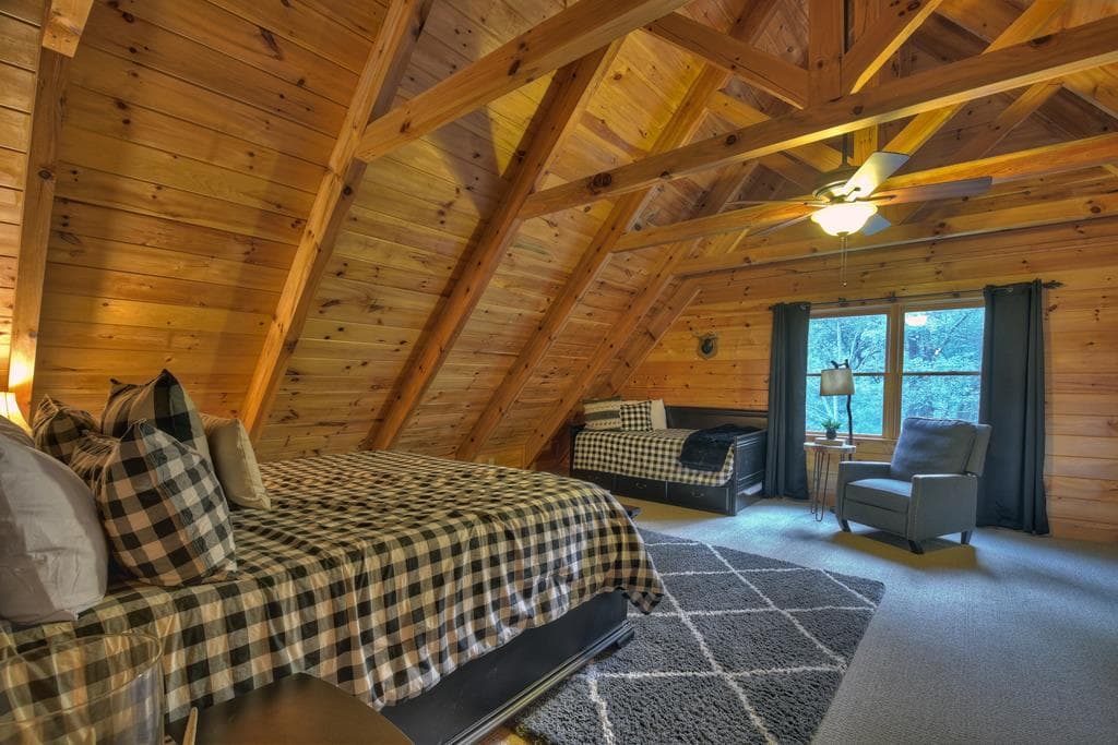 210 Indian Lake Road, Mineral Bluff GA 30559 - Photo