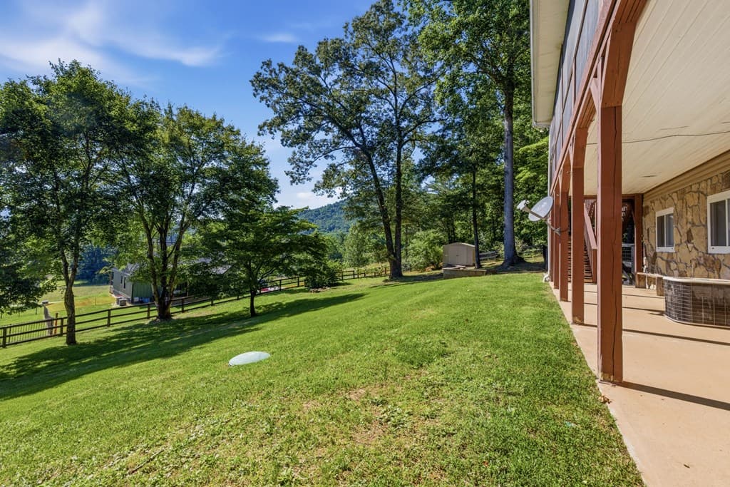 651 Mcridge Road, Hiawassee GA 30564 - Photo