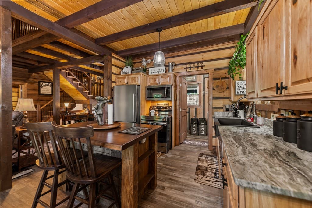 309 Elmwood Circle, Ellijay GA 30540 - Photo