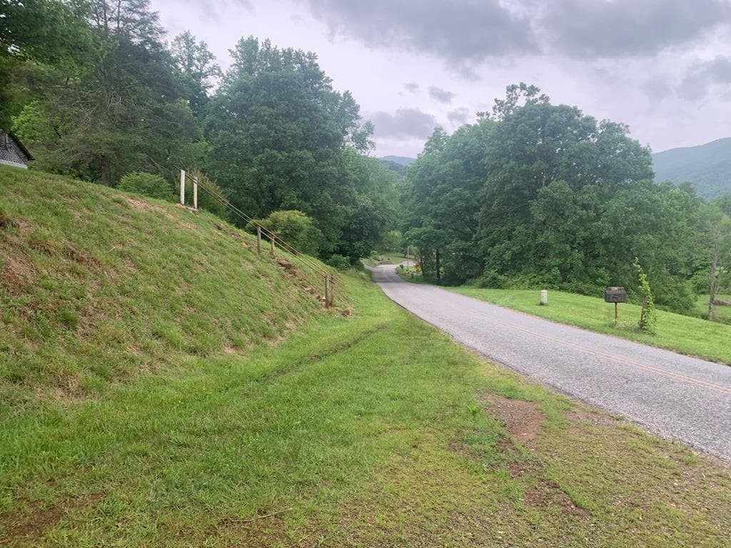 805 Bethabara Road, Hayesville NC 28904 - Photo