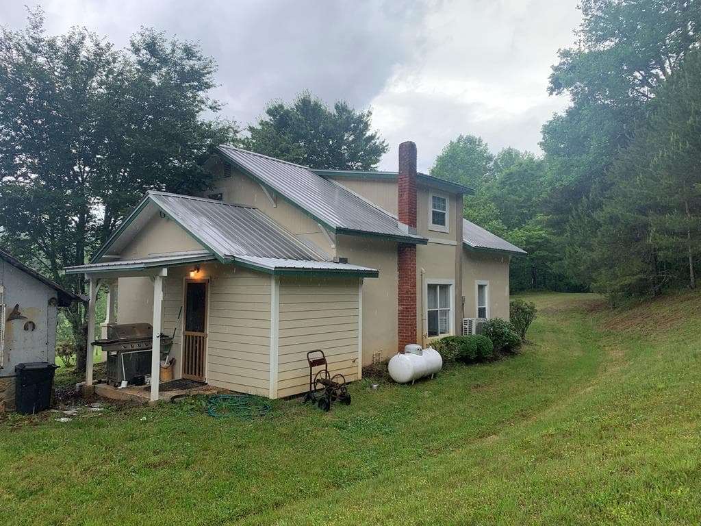 805 Bethabara Road, Hayesville NC 28904 - Photo