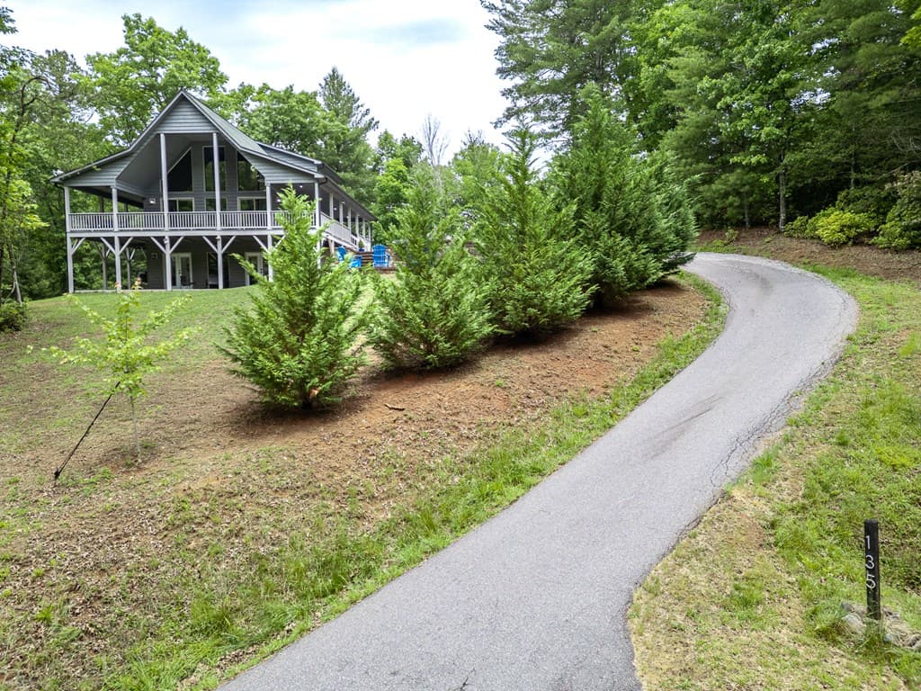 135 Heritage Trail, Brasstown NC 28902 - Photo