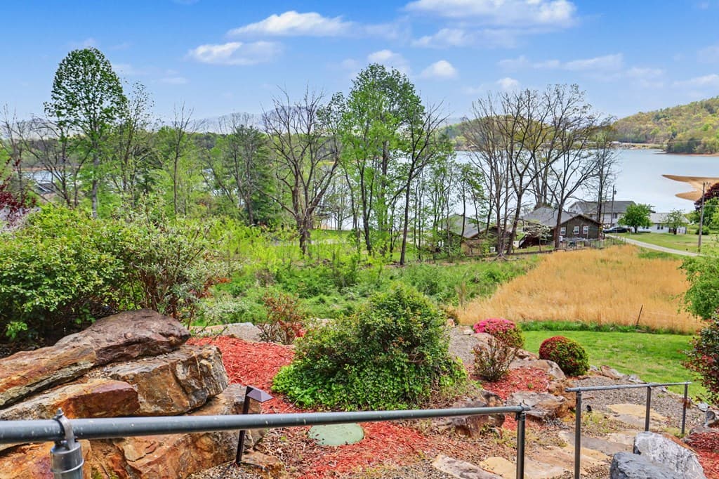 1930 Lakeview Summit Drive, Young Harris GA 30582 - Photo