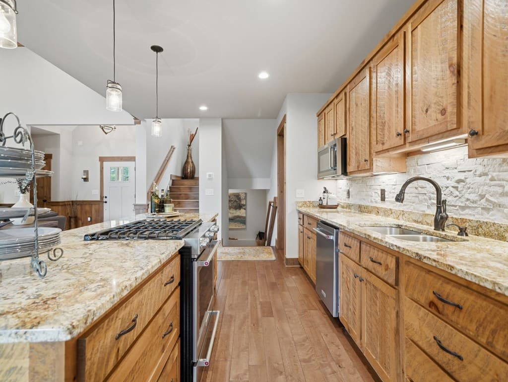 152 Oceola Drive, Ellijay GA 30540 - Photo