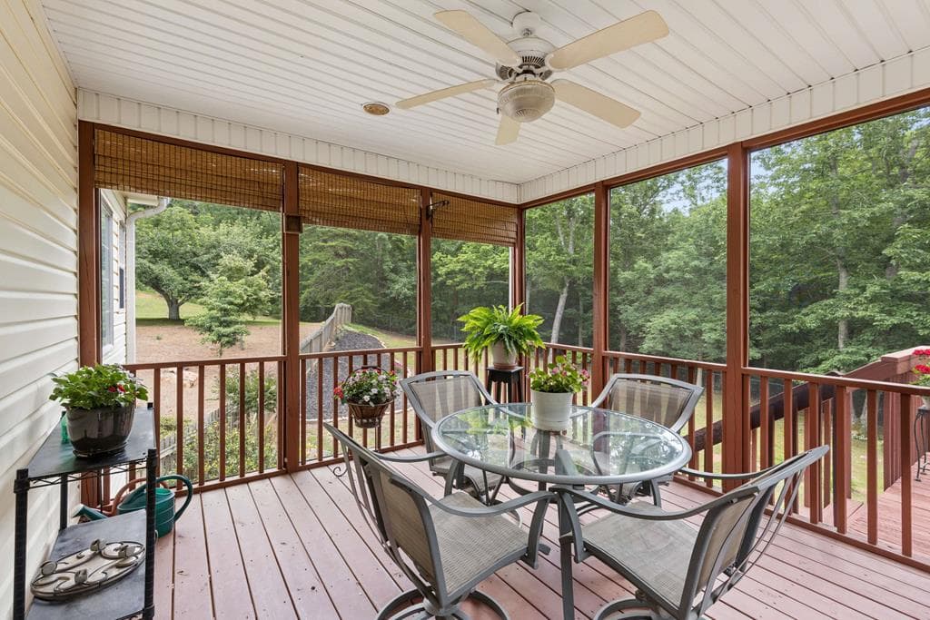 121 Chestnut Hill Drive, Canton GA 30114 - Photo