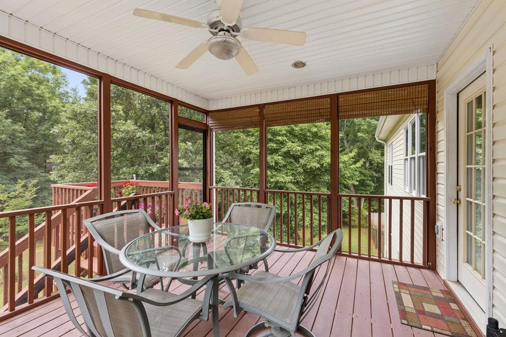 121 Chestnut Hill Drive, Canton GA 30114 - Photo