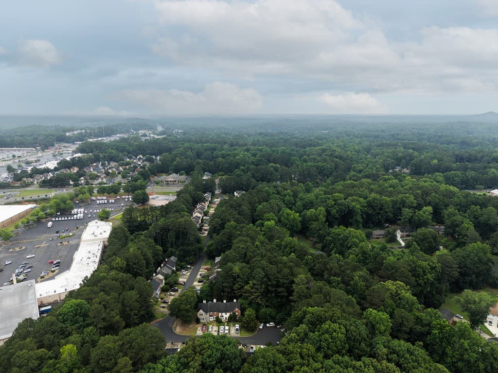 940 Chesterfield Drive, Marietta GA 30066 - Photo