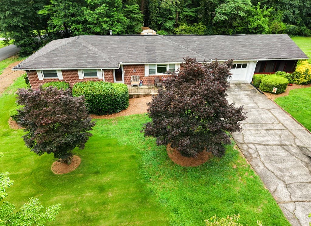 940 Chesterfield Drive, Marietta GA 30066 - Photo