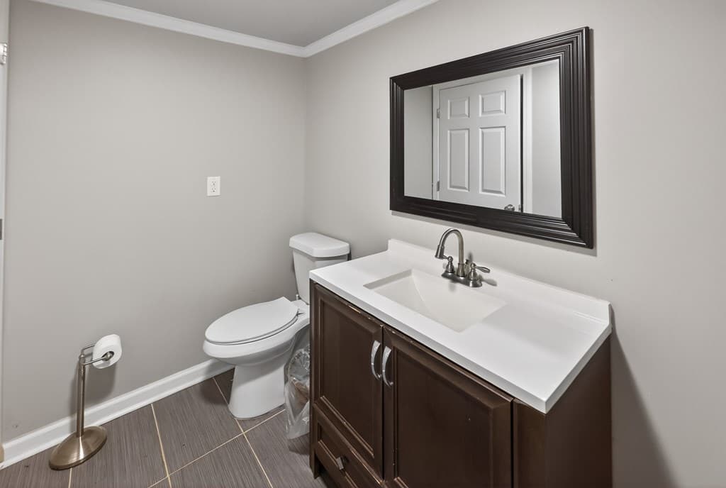 940 Chesterfield Drive, Marietta GA 30066 - Photo