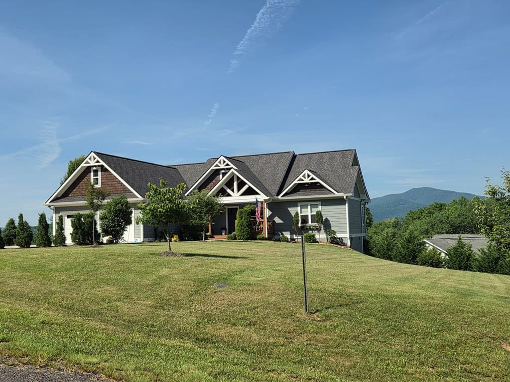 958 New Forest Road, Young Harris GA 30582 - Photo