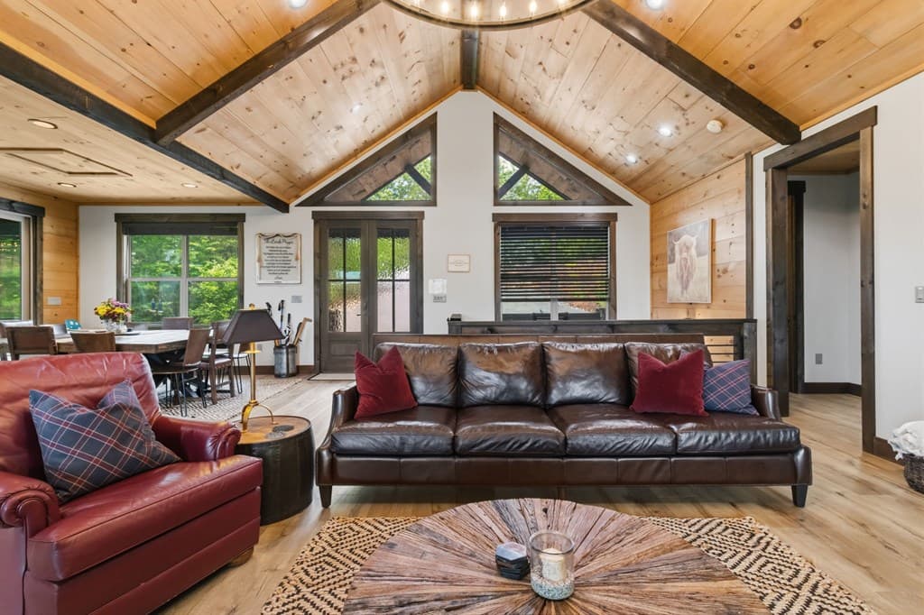 254 Leatherwood Mountain Road, Ellijay GA 30540 - Photo
