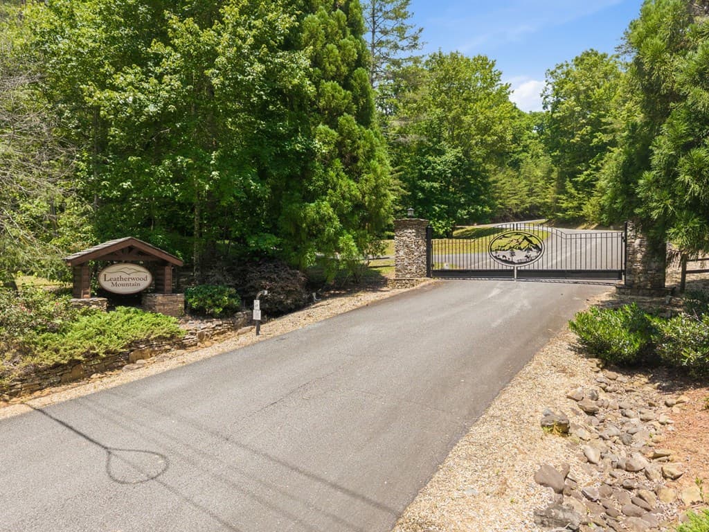 254 Leatherwood Mountain Road, Ellijay GA 30540 - Photo