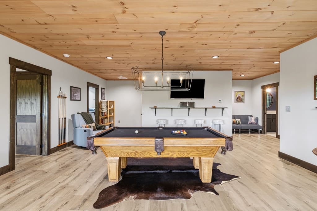 254 Leatherwood Mountain Road, Ellijay GA 30540 - Photo