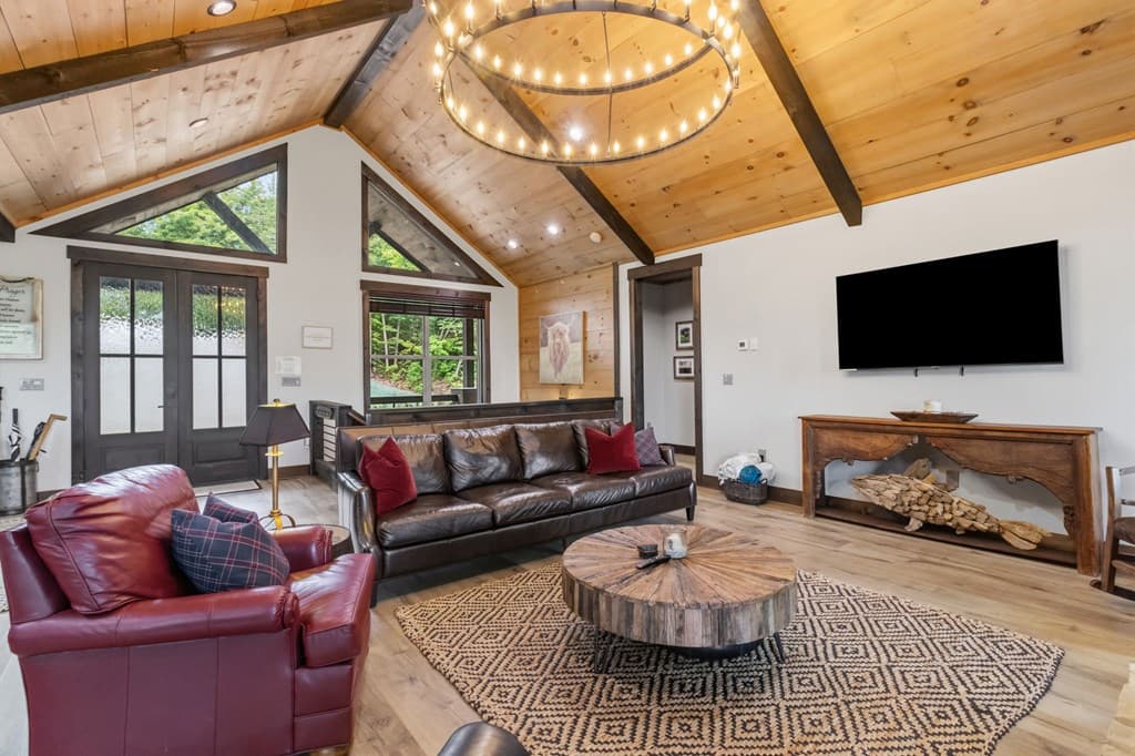 254 Leatherwood Mountain Road, Ellijay GA 30540 - Photo