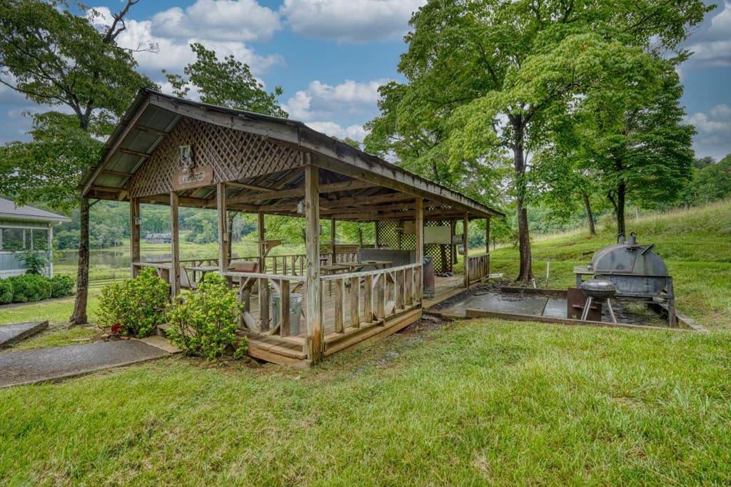 838 Tay Walk Way, Hiawassee GA 30546 - Photo