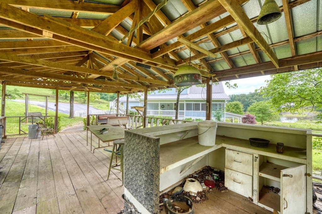 838 Tay Walk Way, Hiawassee GA 30546 - Photo