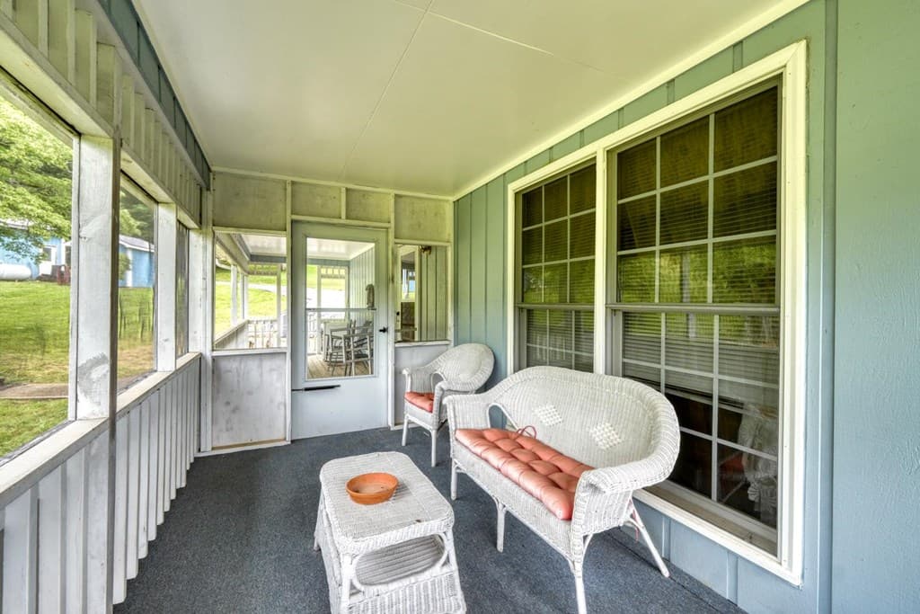 838 Tay Walk Way, Hiawassee GA 30546 - Photo