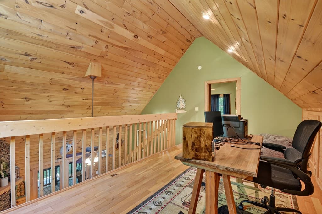 979 Cherokee Lane, Mccaysville GA 30555 - Photo