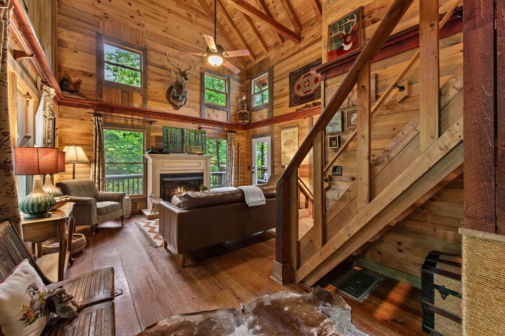 184 Fightingtown Drive, Blue Ridge GA 30513 - Photo