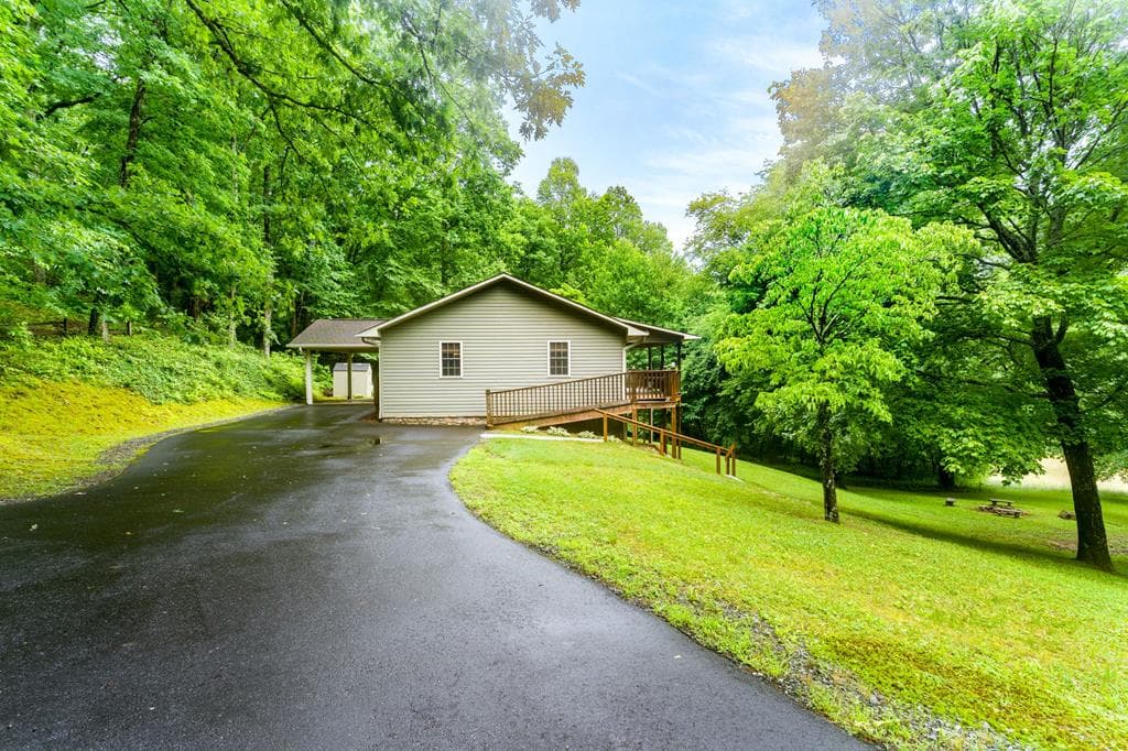 3318 Old Hwy 64e, Hayesville NC 28904 - Photo