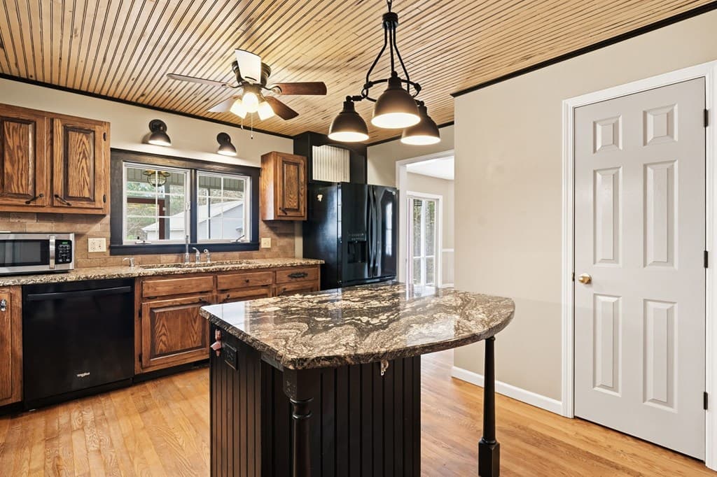 1215 Crossroads Church Road, Ellijay GA 30540 - Photo