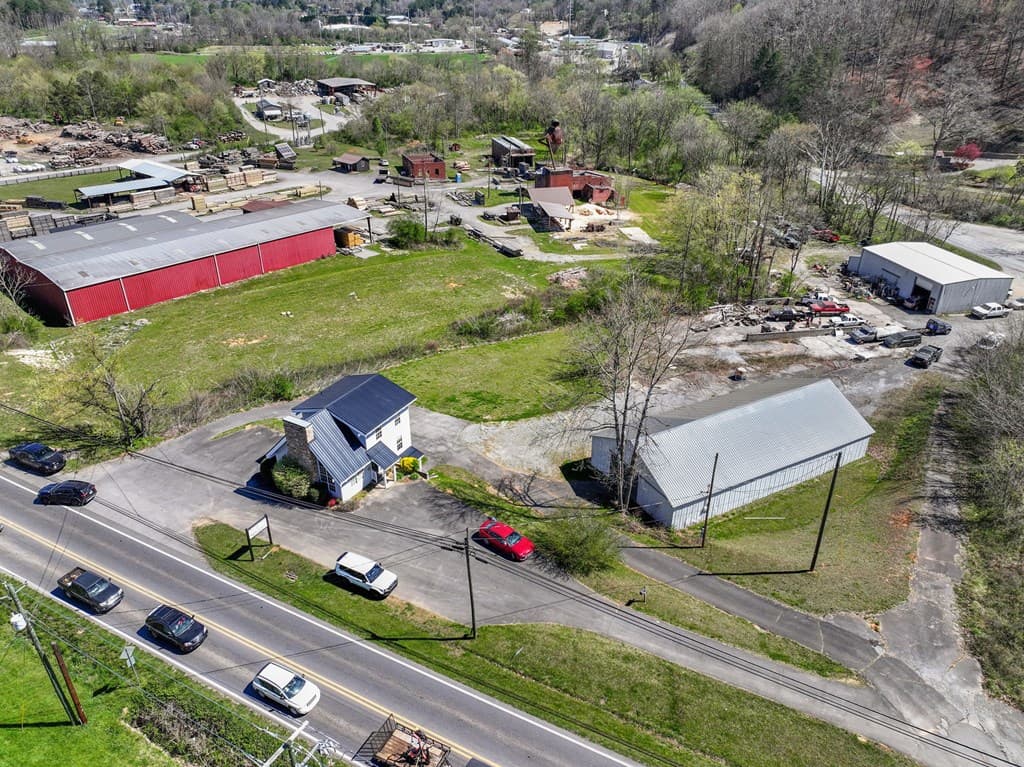 243 S Old Highway 5, Ellijay GA 30540 - Photo