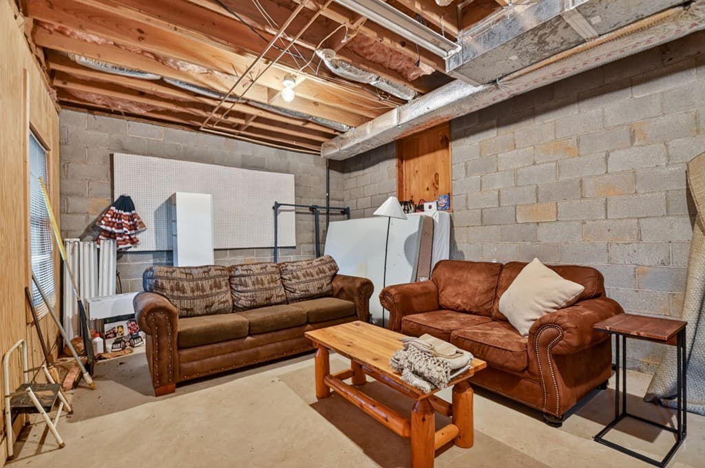 932 Granny Branch Drive, Blue Ridge GA 30513 - Photo