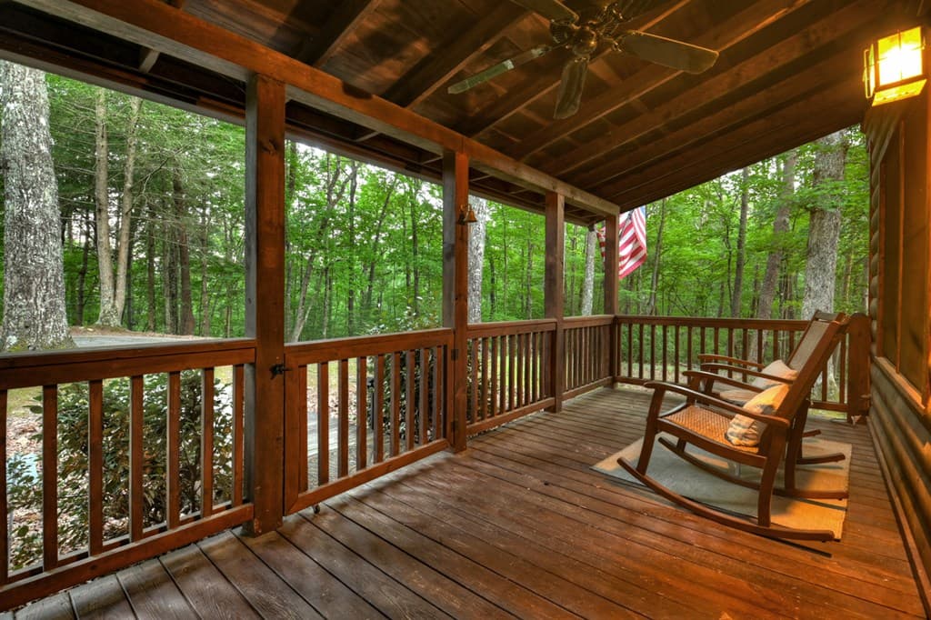 932 Granny Branch Drive, Blue Ridge GA 30513 - Photo