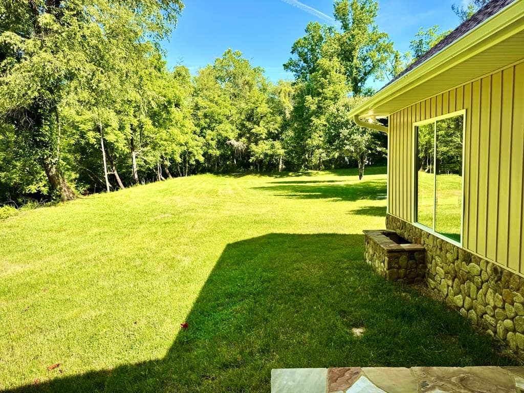 6389 Old Hwy 64 W, Warne NC 28909 - Photo