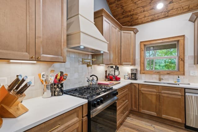 314 Lakeview Lane, Ellijay GA 30536 - Photo