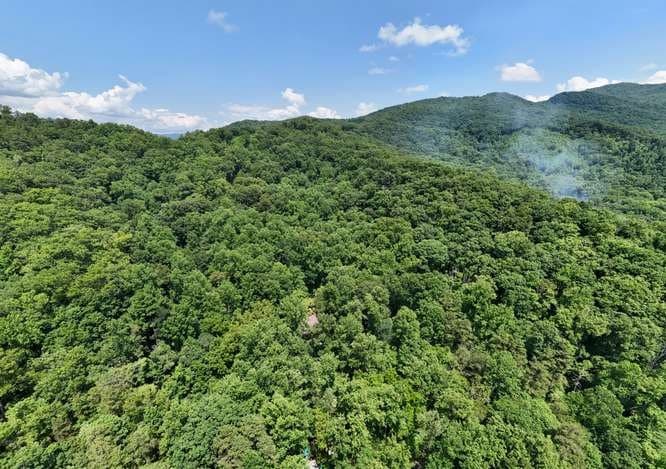 3333 Ellington Road, Hayesville NC 28904 - Photo