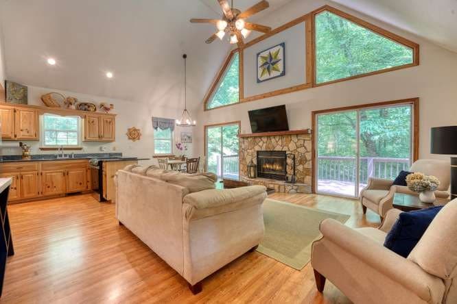 3333 Ellington Road, Hayesville NC 28904 - Photo