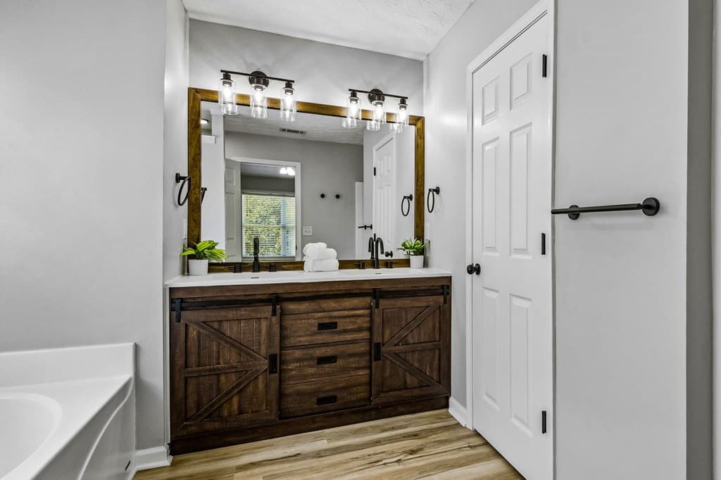 313 Woodland Pass, Canton GA 30114 - Photo