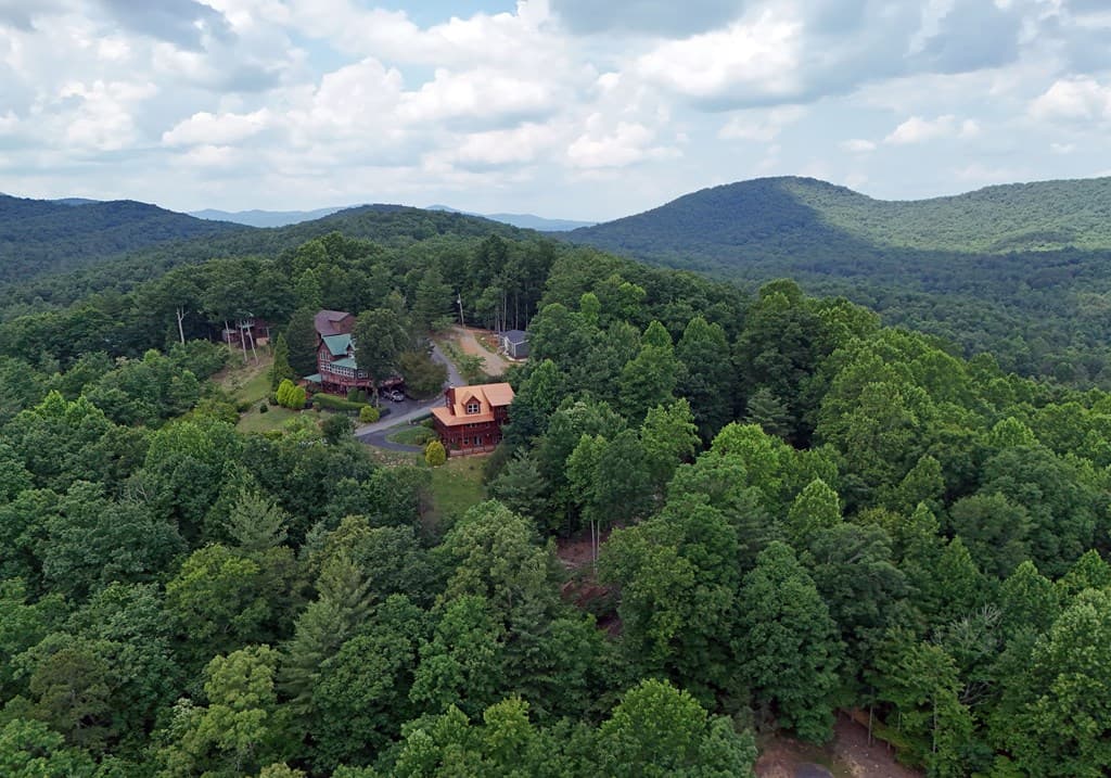 224 Crest Road, Blairsville GA 30512 - Photo