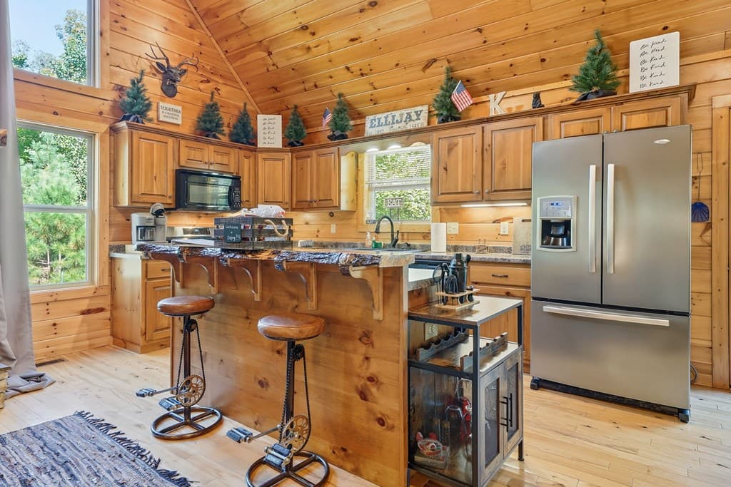 441 Carlisle Drive, Ellijay GA 30540 - Photo