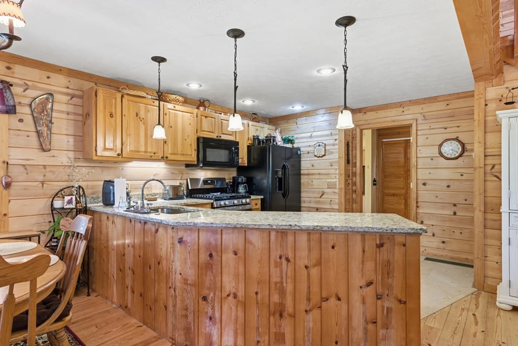 2554 Rustic Ridge Trail, Young Harris GA 30582 - Photo