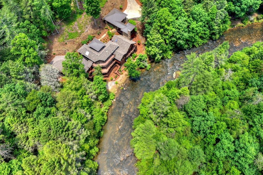 192 Delphi Hills Lane, Mccaysville GA 30555 - Photo