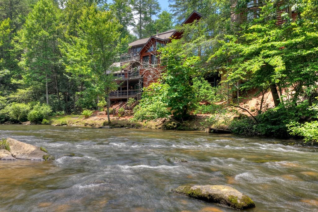 192 Delphi Hills Lane, Mccaysville GA 30555 - Photo