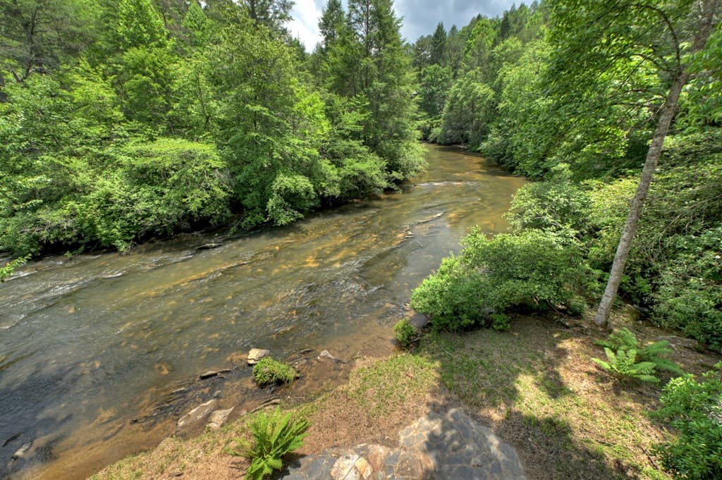 192 Delphi Hills Lane, Mccaysville GA 30555 - Photo