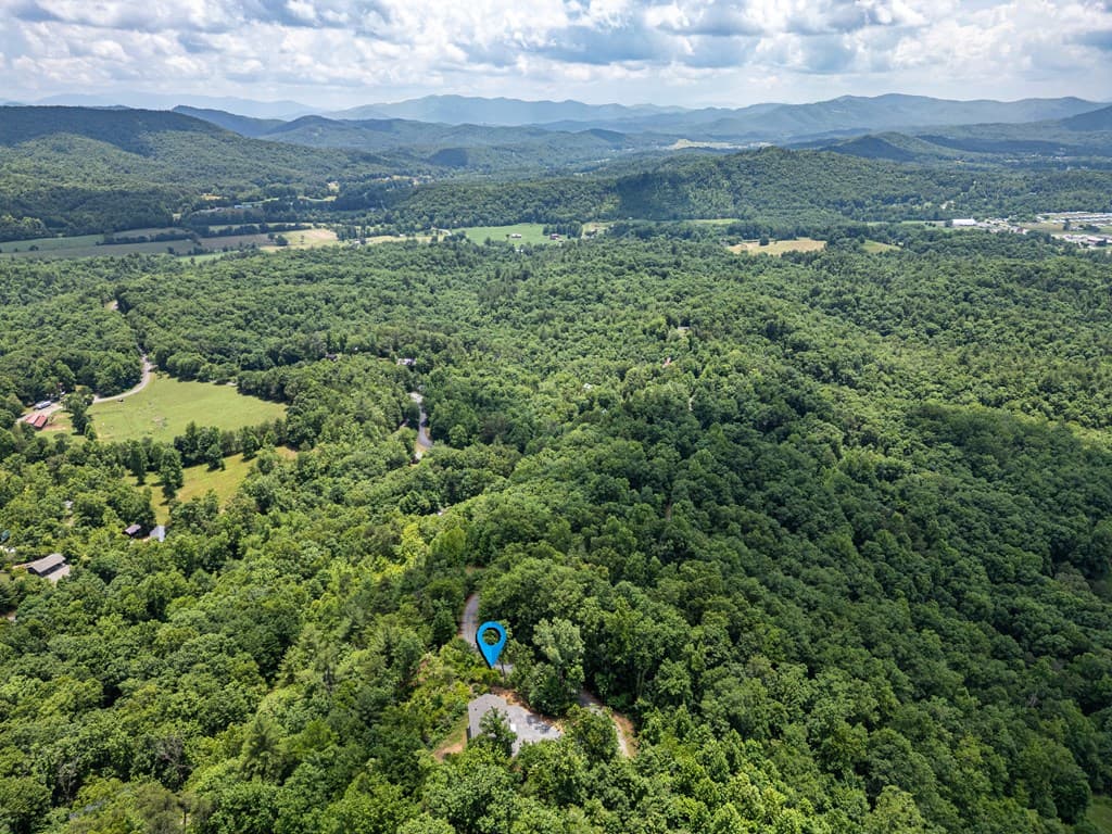 300 Sugarwood Drive, Murphy NC 28906 - Photo