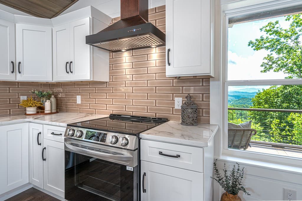 300 Sugarwood Drive, Murphy NC 28906 - Photo