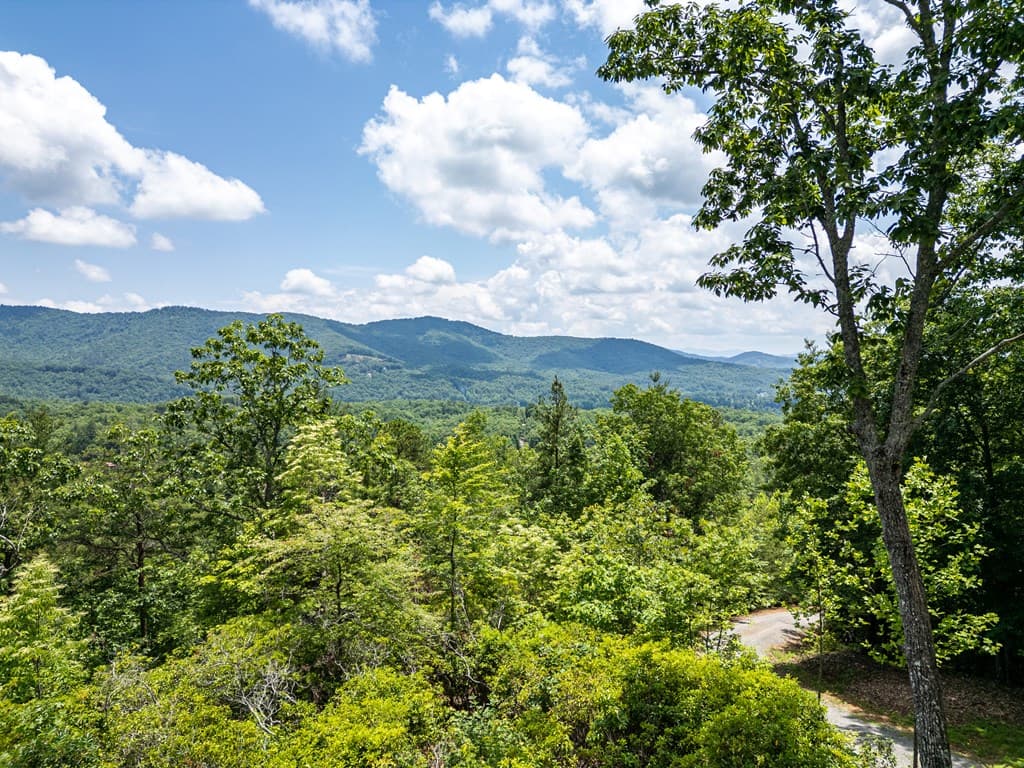 300 Sugarwood Drive, Murphy NC 28906 - Photo