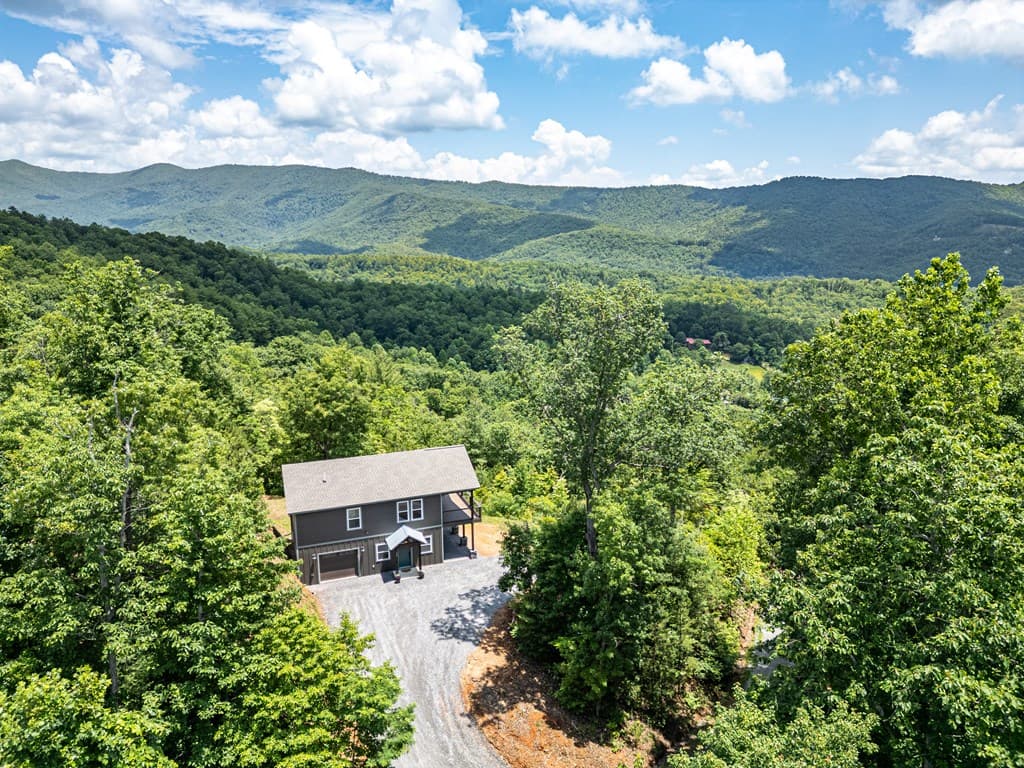 300 Sugarwood Drive, Murphy NC 28906 - Photo
