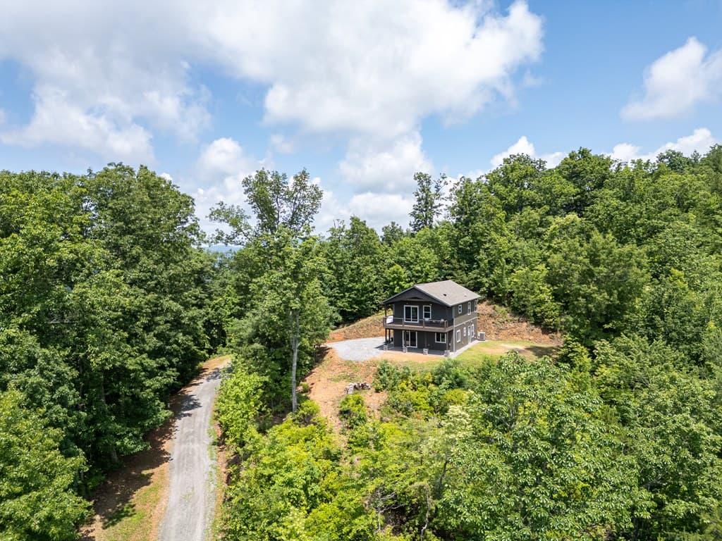 300 Sugarwood Drive, Murphy NC 28906 - Photo